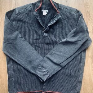 Men's Carbon2Cobalt Large Dark Gray Sweater with Red Accents